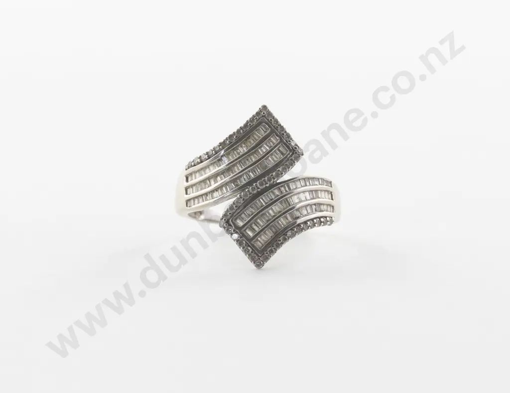 9ct White Gold 151Stone Diamond Dress Ring Image 1++