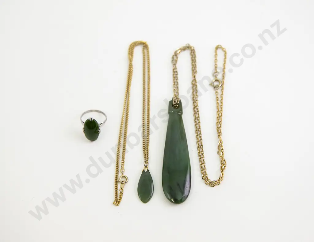 Small Collection NZ Greenstone Jewellery Image 1++