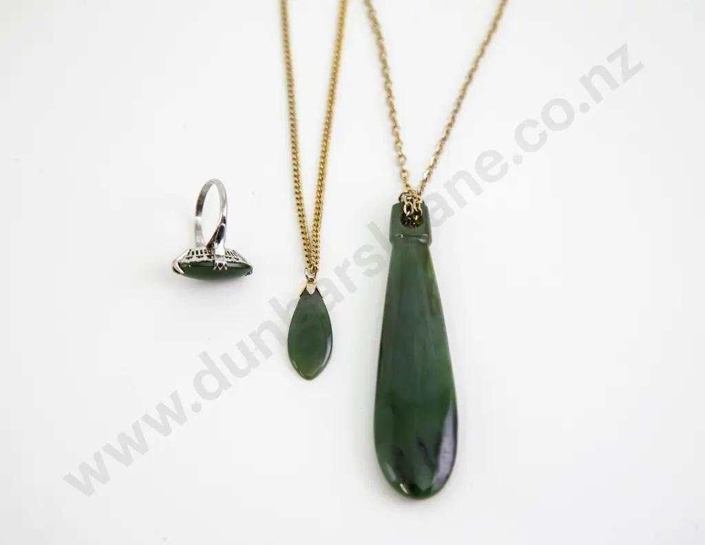 Small Collection NZ Greenstone Jewellery Image 1++