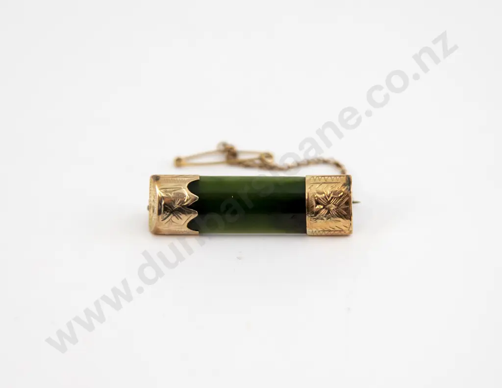 NZ 9ct Gold Mounted Greenstone Bar Brooch Image 1++