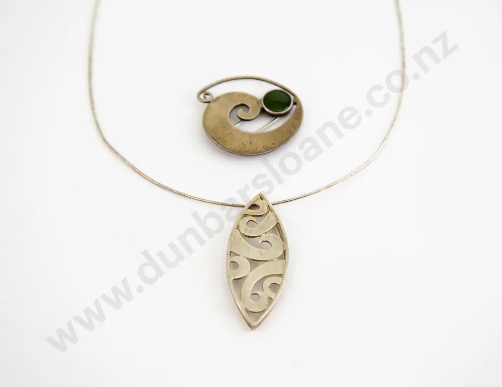 Unidentified  NZ Jeweller S/S and Greenstone Brooch Image 1++
