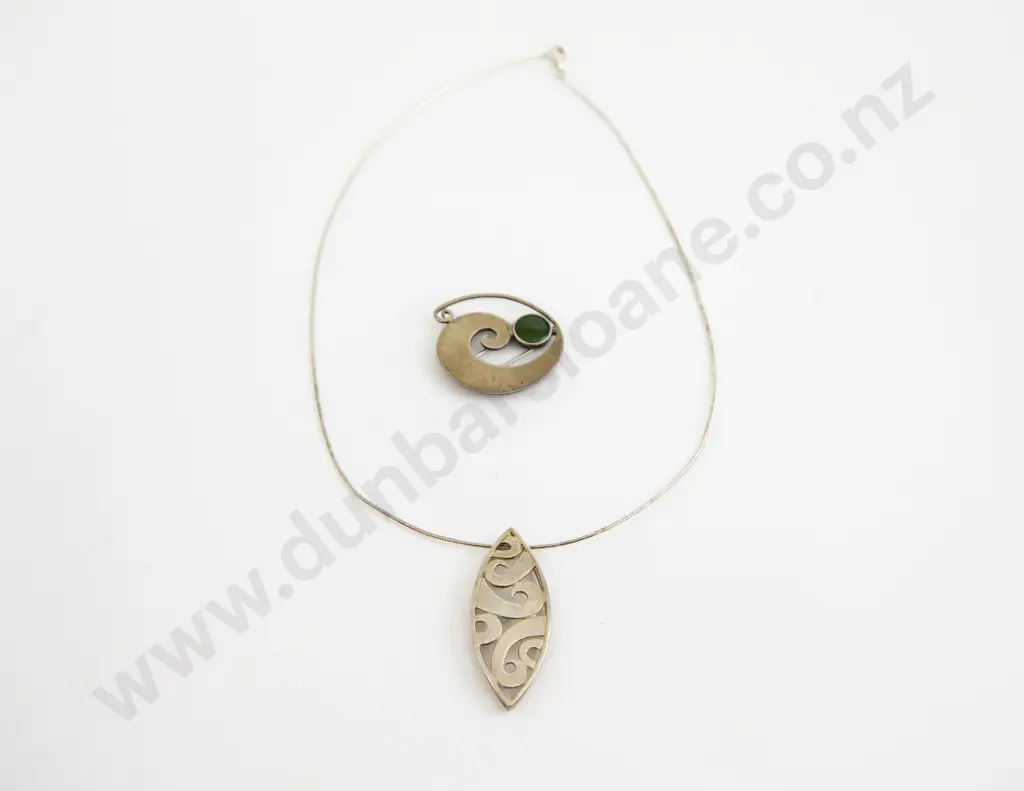 Unidentified  NZ Jeweller S/S and Greenstone Brooch Image 1++