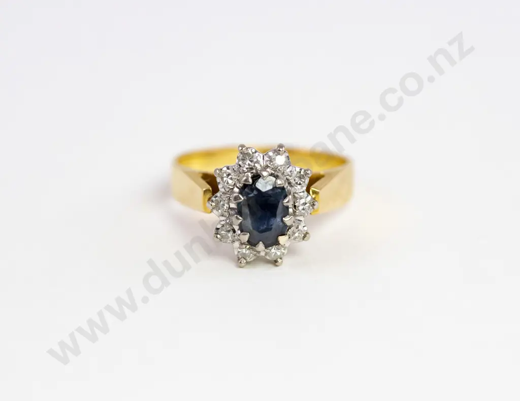 18ct Eleven Stone Sapphire and Diamond Cluster Ring Image 1++