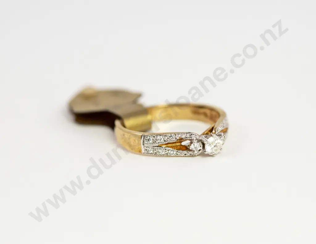 9ct Solitaire Diamond Ring Image 1++