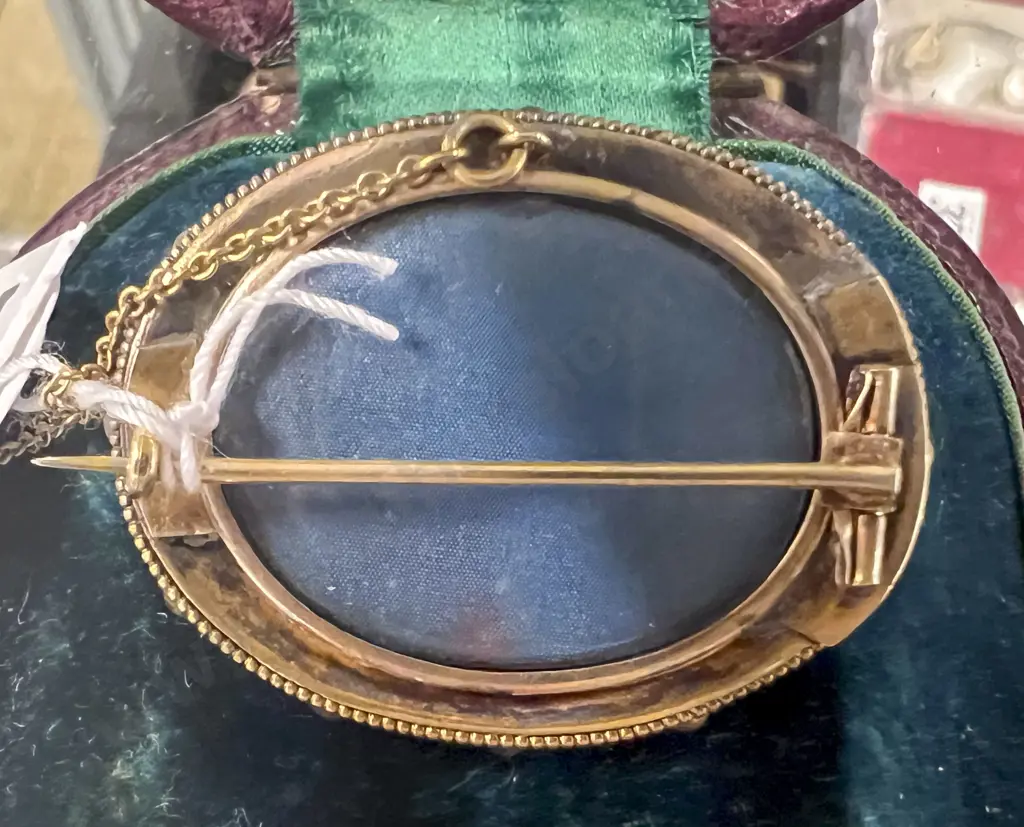 Victorian Gold Target Brooch and Matching Earrings Image 1++