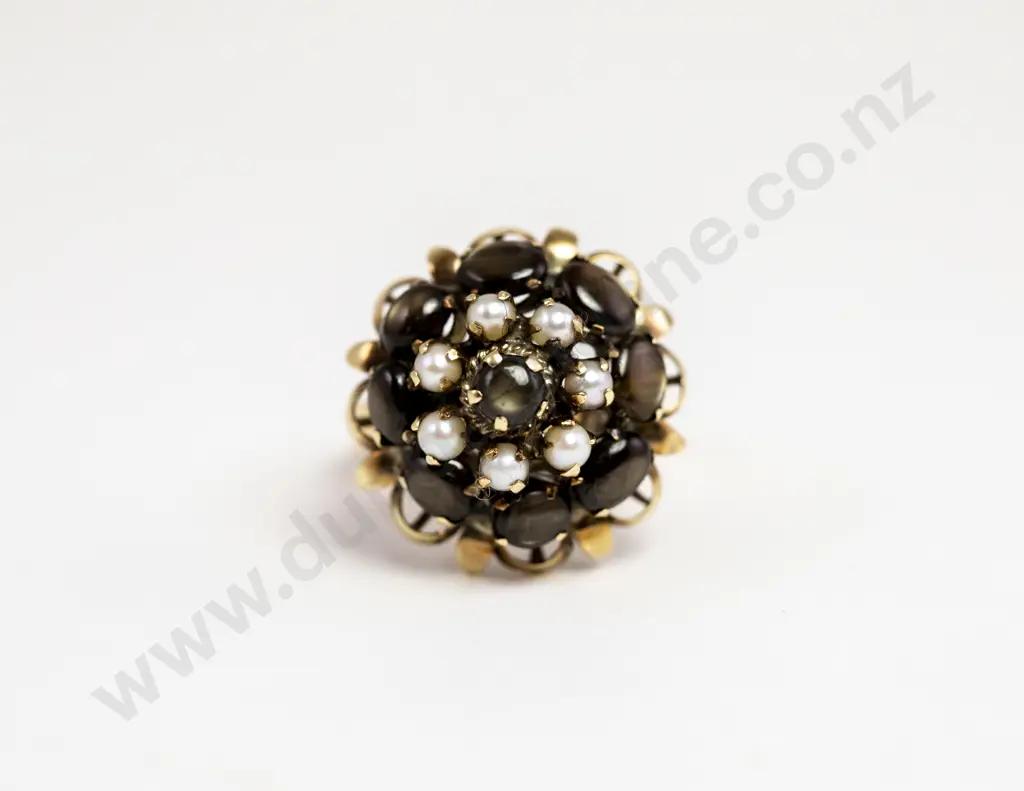 18ct 16Stone Star Sapphire and Seed Pearl Princess Style Dress Ring Image 1++