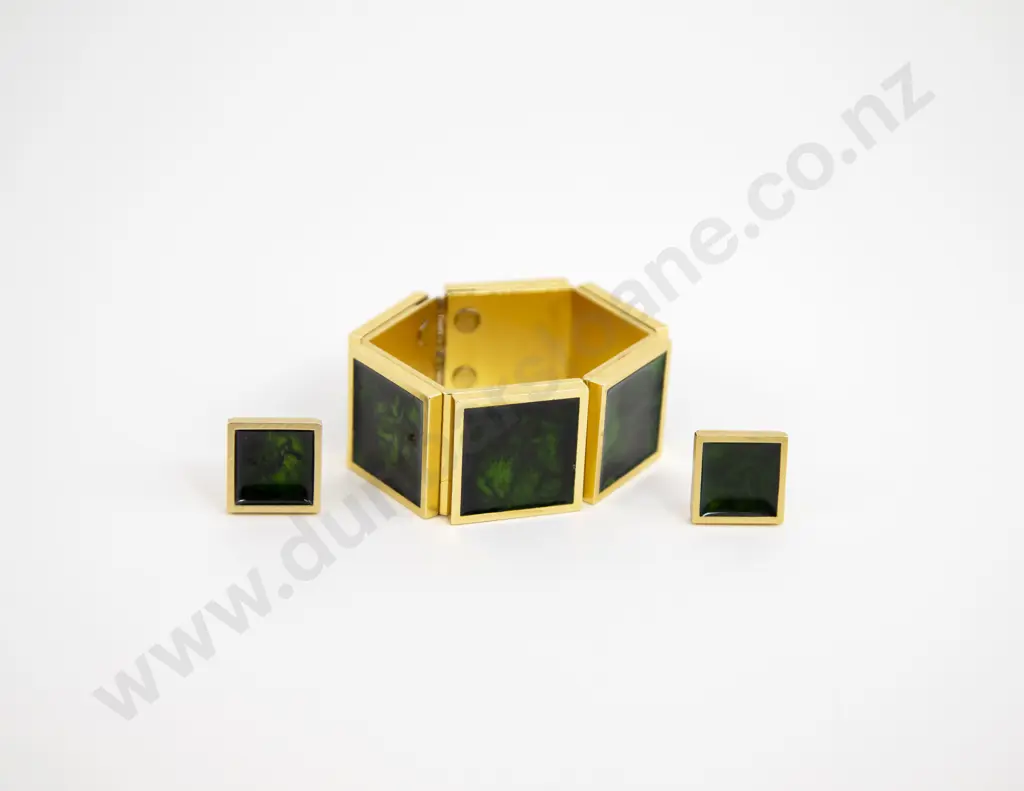 Atelier De Thorda Snap Bangle and Matching Clip On Earrings Image 1++