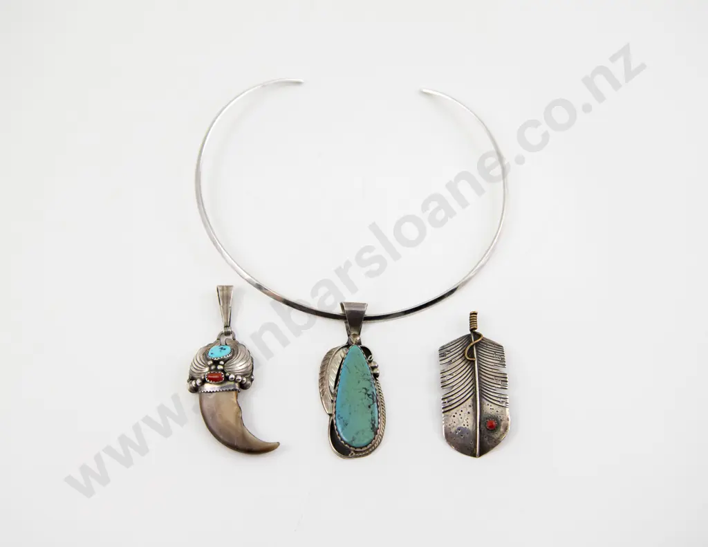 Native American S/S Turquoise Pendant Chocker Image 1++