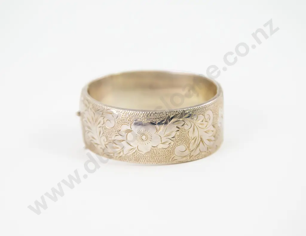 S/S Half Engraved Hinged Snap Bangle Image 1++