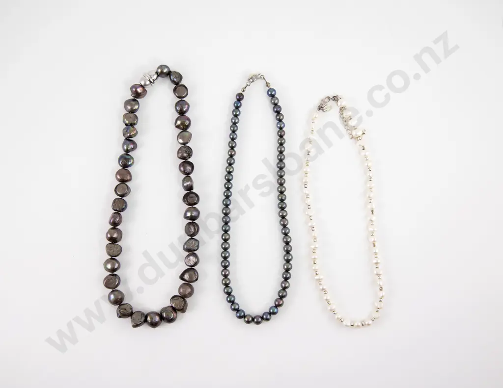 Single Strand Cultured Pearl Necklace Image 1++