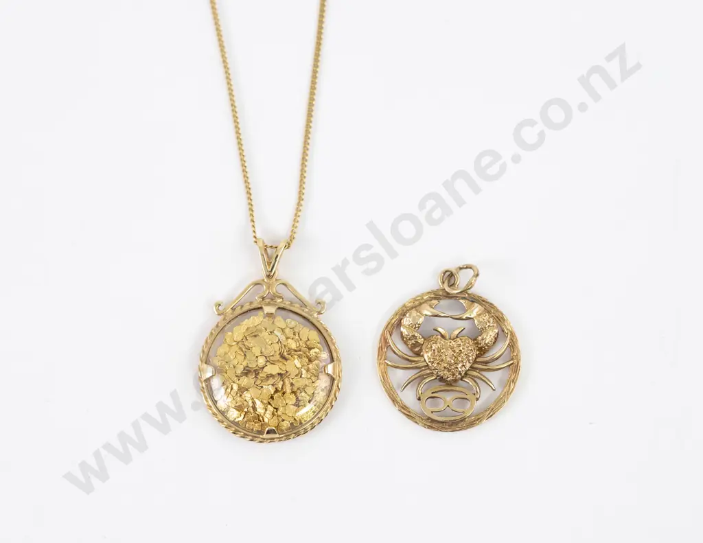 9ct Cancer Zodiac Emblem Pendant Image 1++