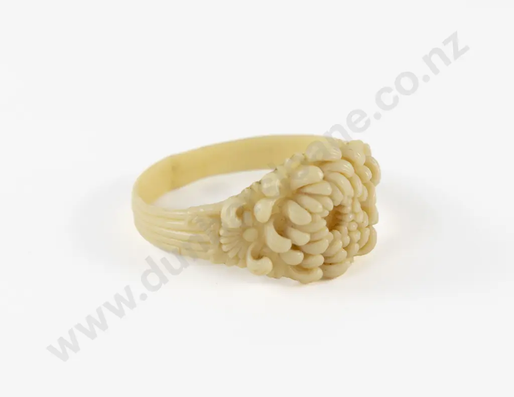 Art Deco Floral Plastic Ivory Bangle Image 1++