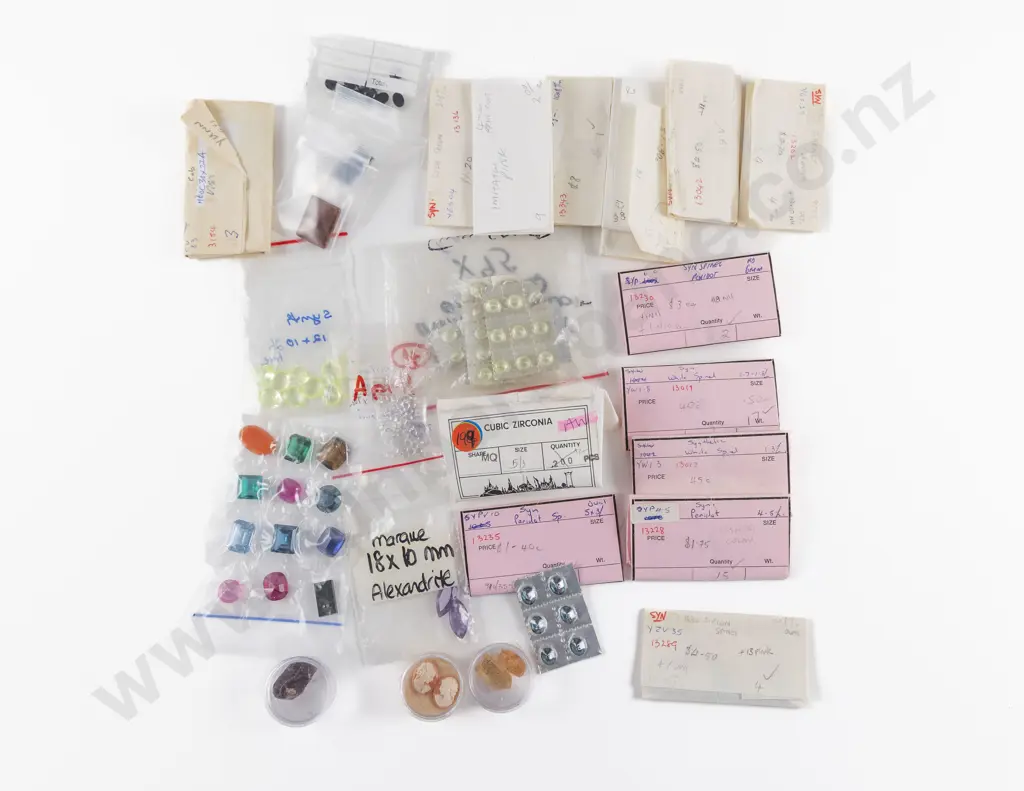 Collection Various Unmounted Gem Stones Image 1++