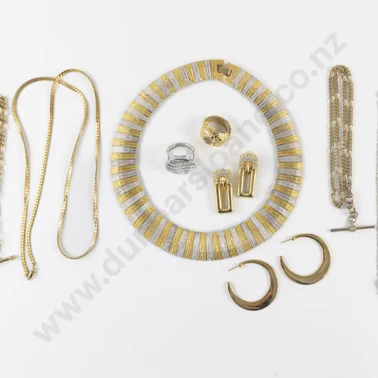 Collection of Assorted Costume Jewellery