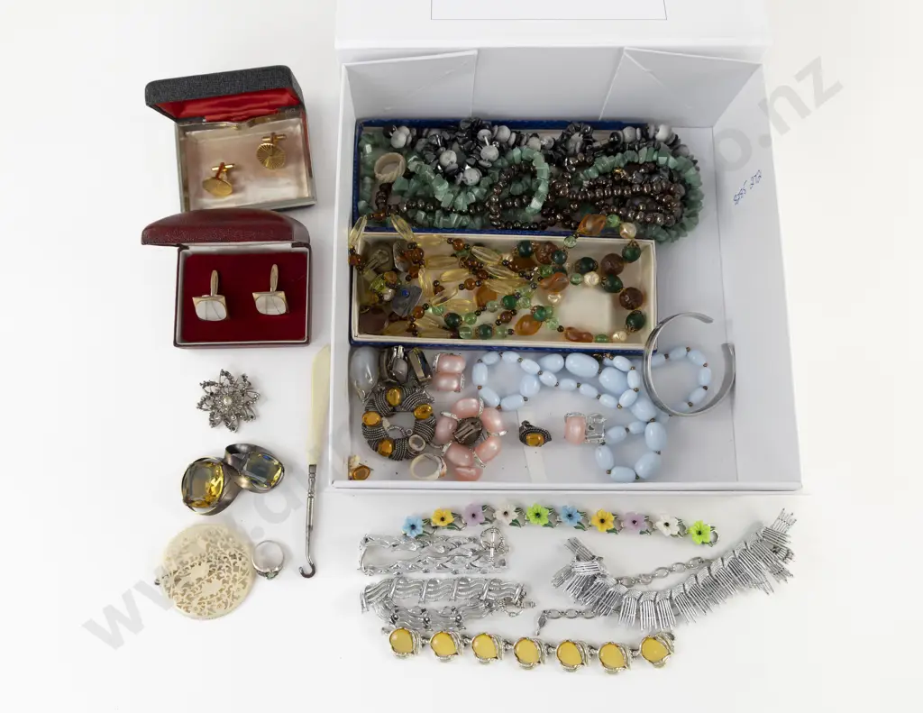 Collection of Costume Jewellery Image 1++