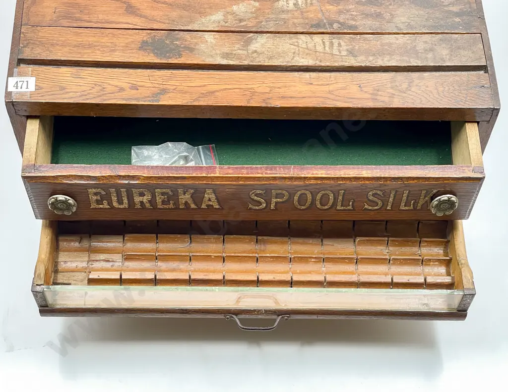 Early C20th Oak Eureka Spool Silk Three Drawer Retail Bench Top Cabinet Image 1++