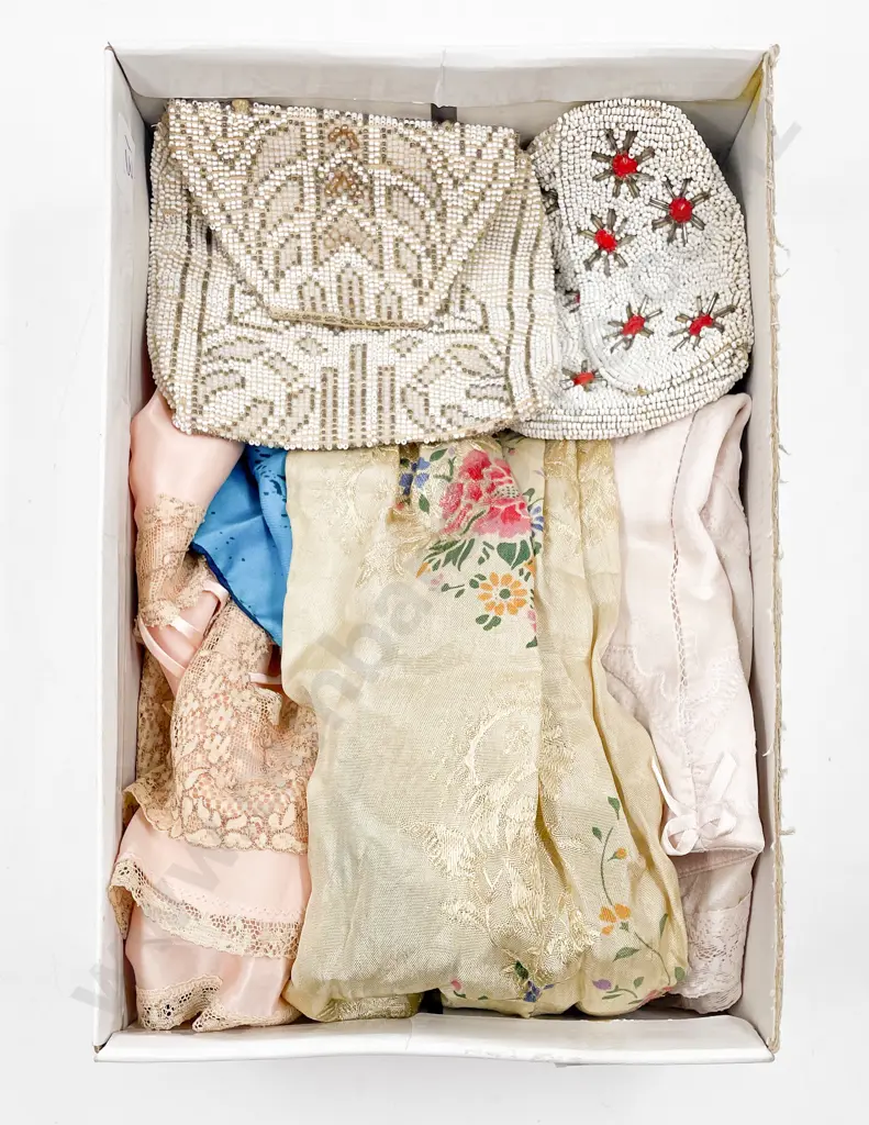 Two Bead Purses Image 1++