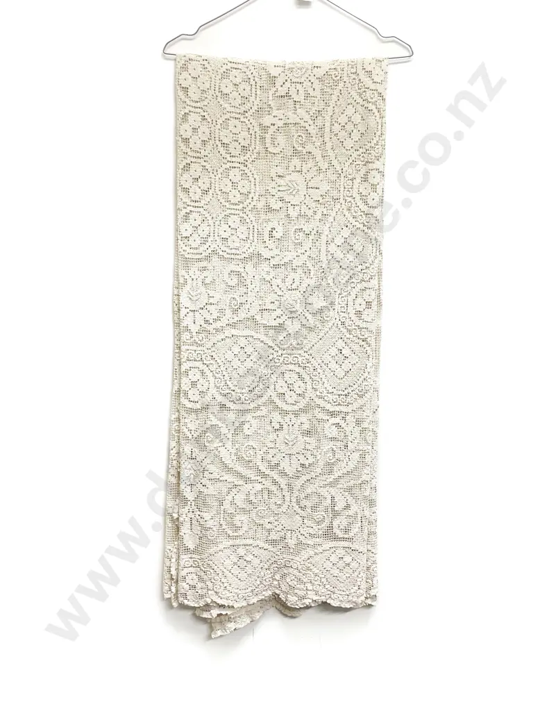 Vintage Woven Cotton Lace Table Cloth Image 1++