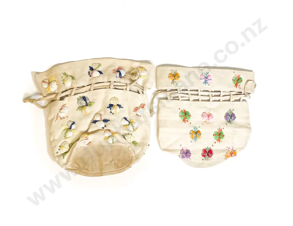 Two Vintage Island Craft Linen and Shell Bags Image 1++