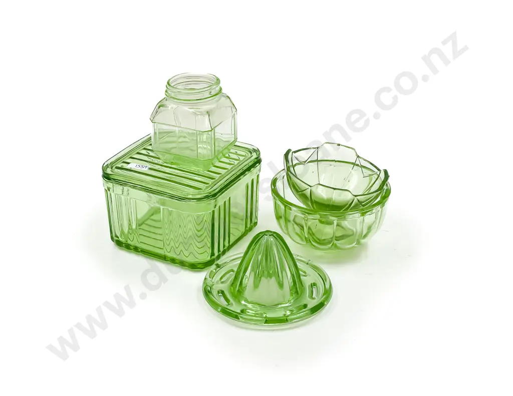 Five Pieces of Pressed Glassware Image 1++