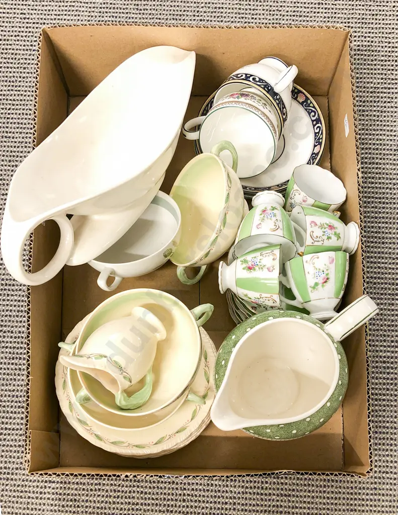 Quantity of Assorted Fancy China Image 1++