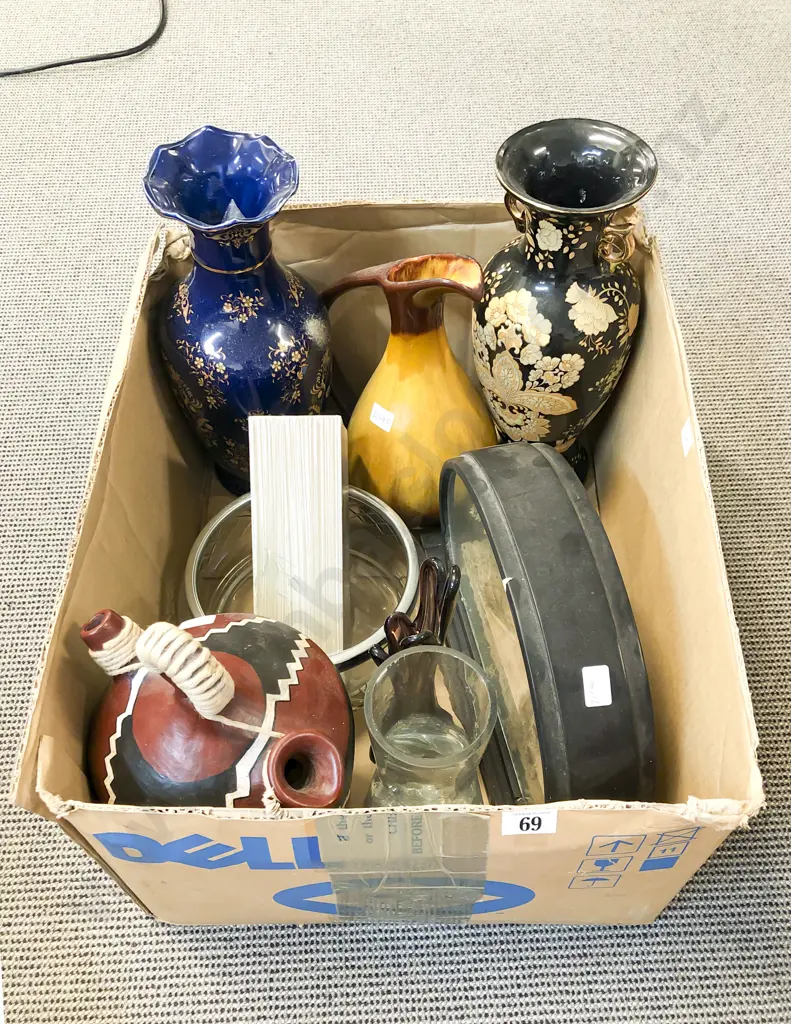 Box of Assorted Vases etc Image 1++