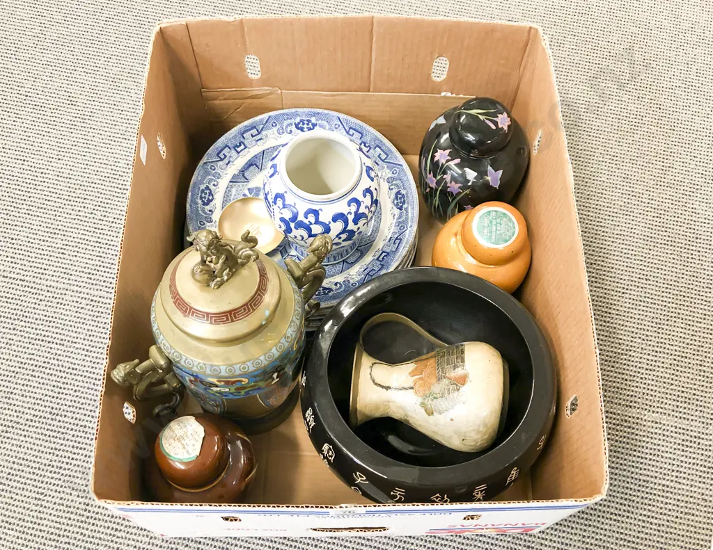 Quantity of Assorted incl Ginger Jar & Brassware etc Image 1++