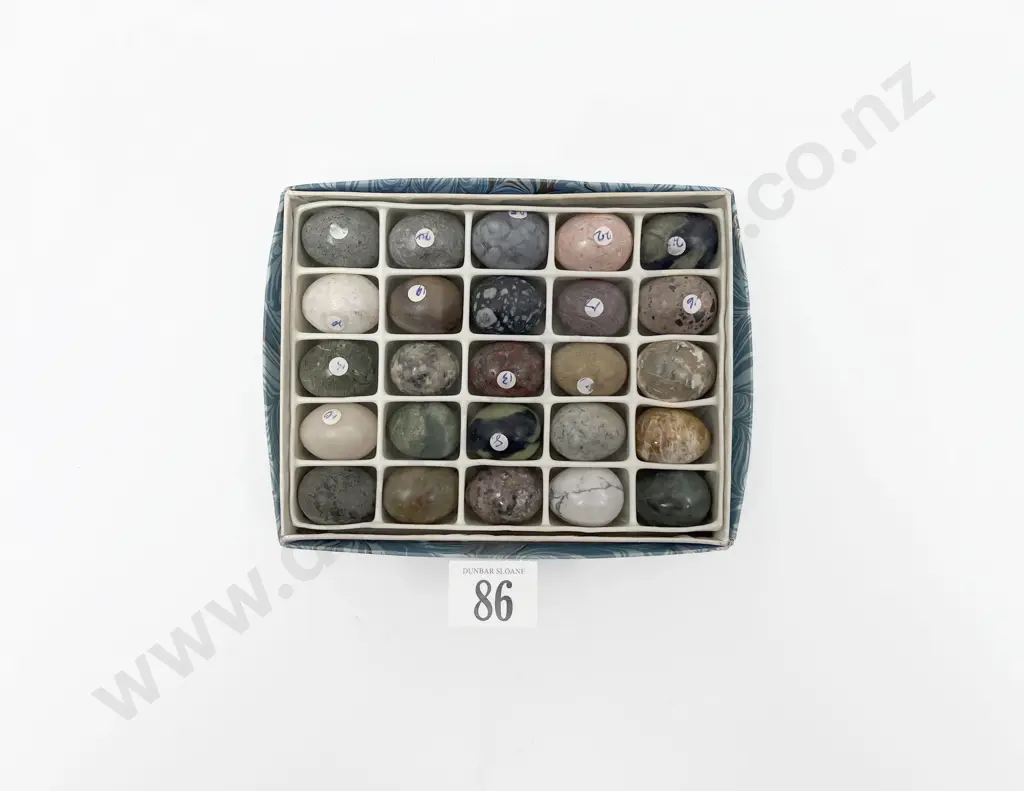 Small Gemstone Egg Box Sampler Image 1++