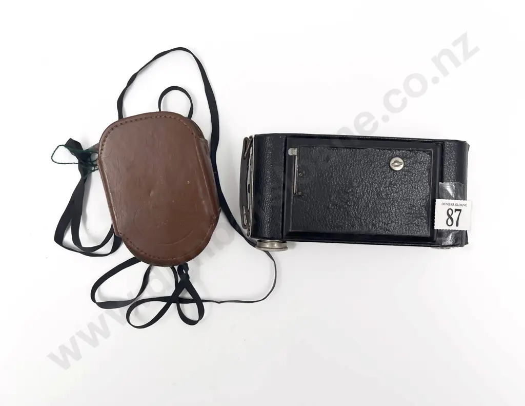 Vintage Kodak Camera & Exposure Meter Image 1++