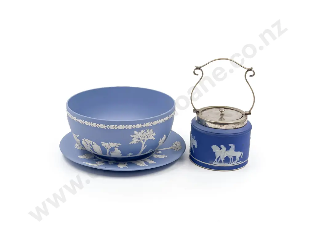 Three Pieces of Wedgwood incl Small Biscuit Barrel Image 1++