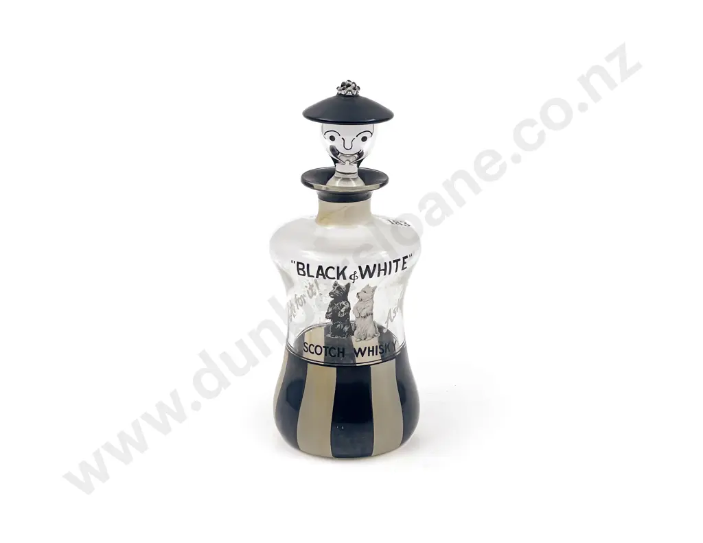 Vintage Black & White Scotch Whisky Decanter Image 1++