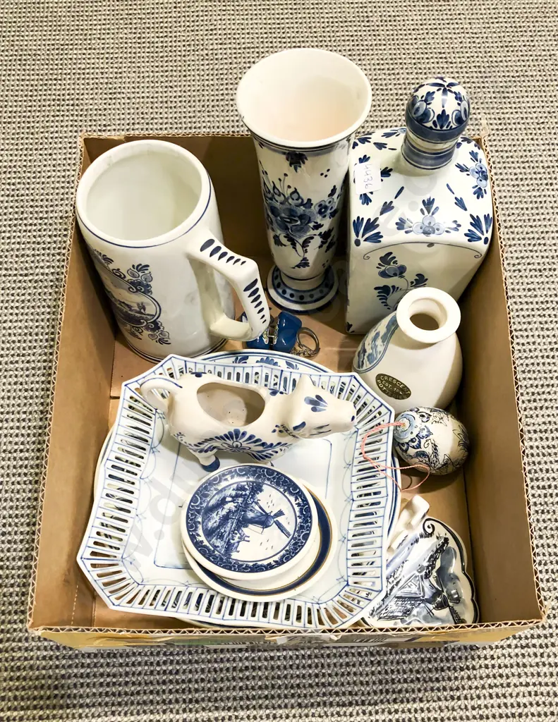 Quantity of Assorted Blue & White incl Delft Image 1++