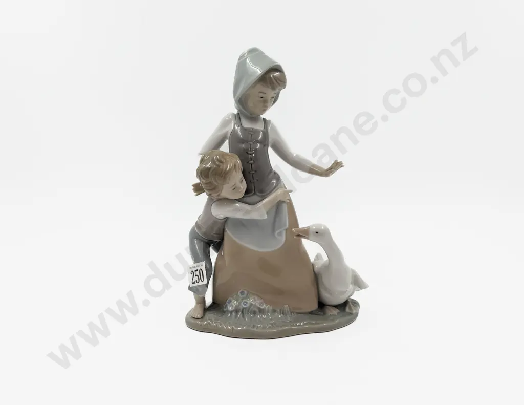 Lladro Figure Group Image 1++