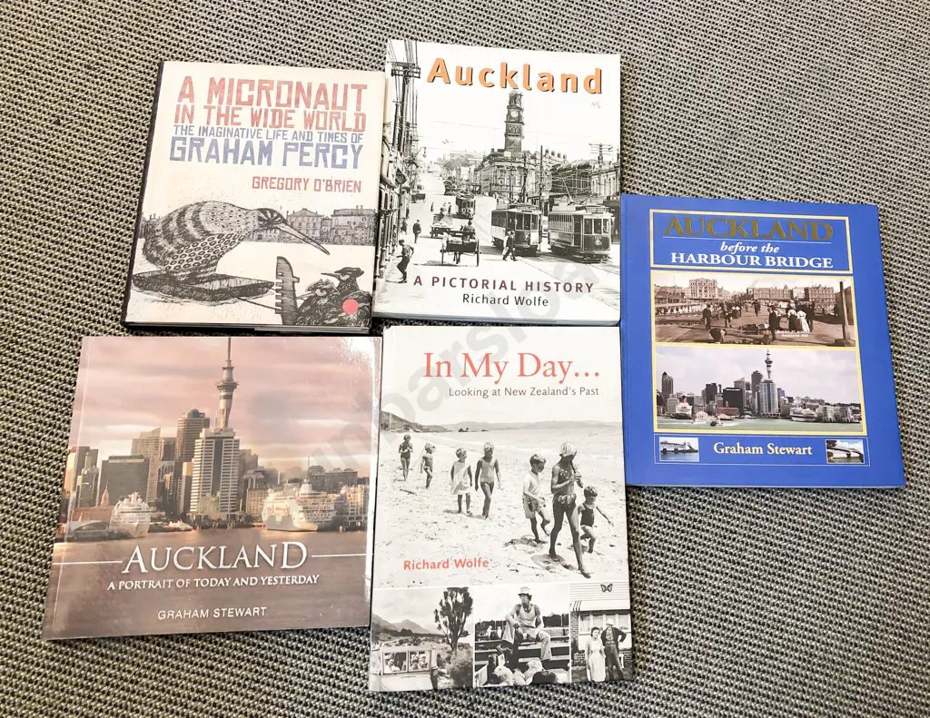 Five NZ Pictorial Regional Books Image 1++