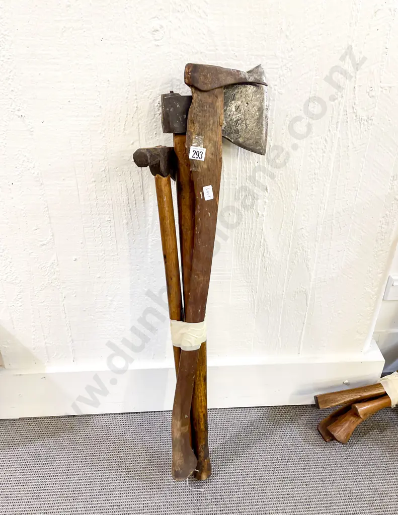 Vintage Axe with Pick and Hammer Image 1++