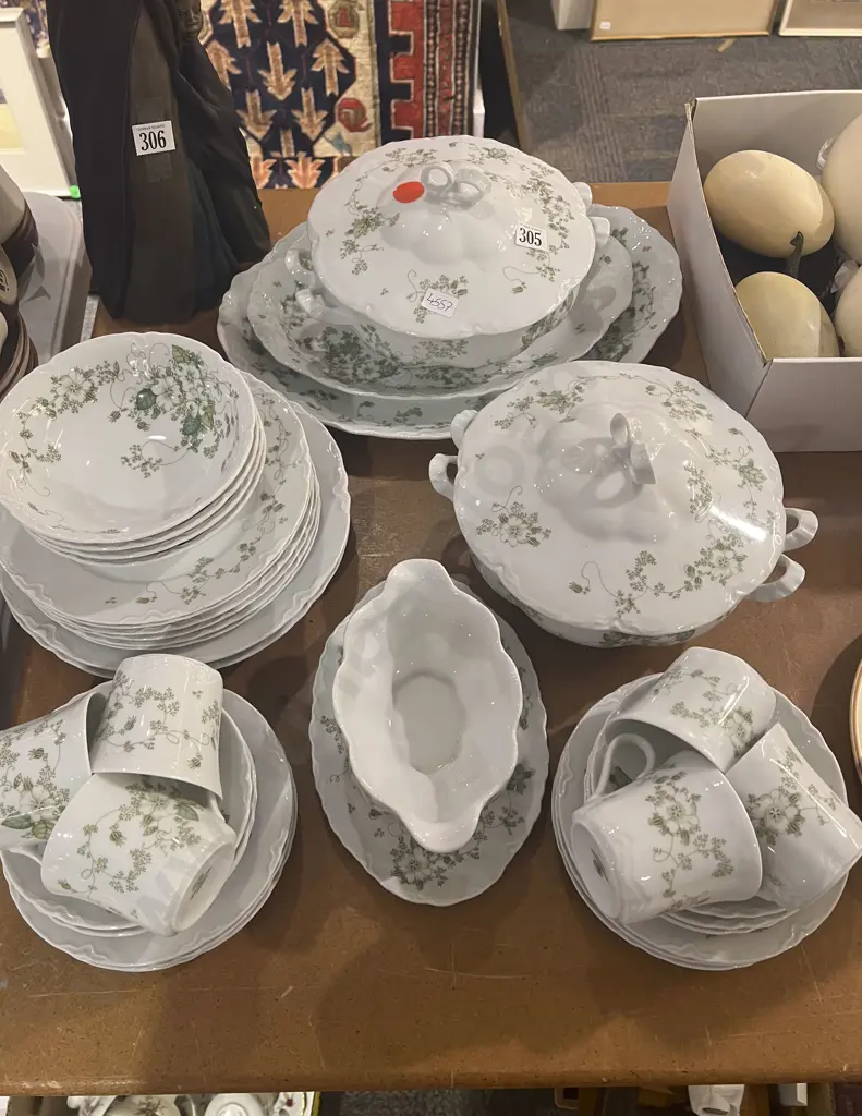 Hutschenreuther Part Dinner Set Image 1++