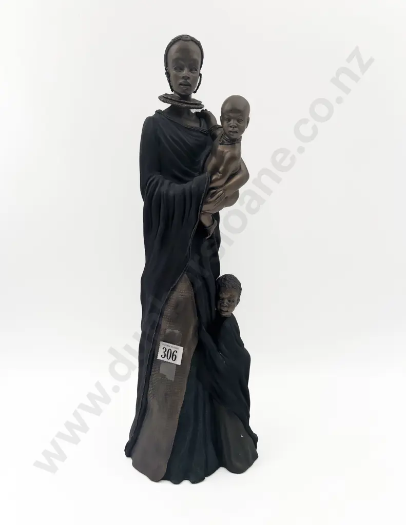 Soul Journeys "Mother's Embrace" Figure Group Image 1++