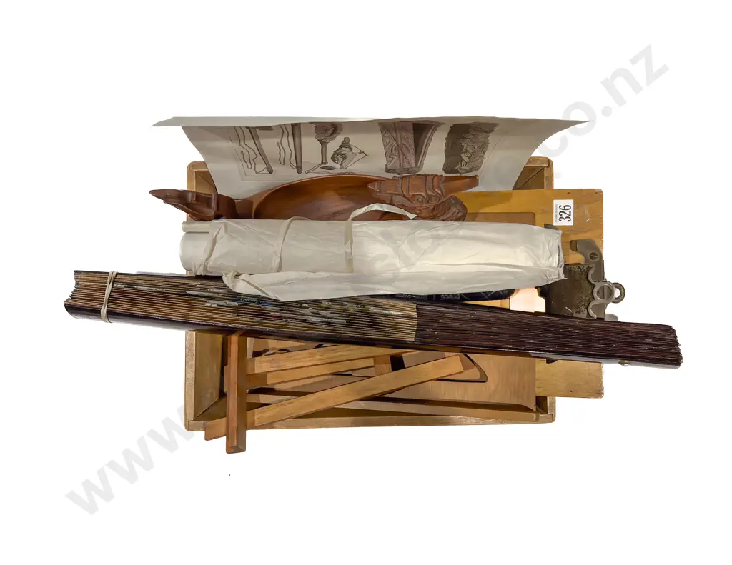 Small Quantity of Assorted Woodware incl Bookstand Small Easel etc Image 1++