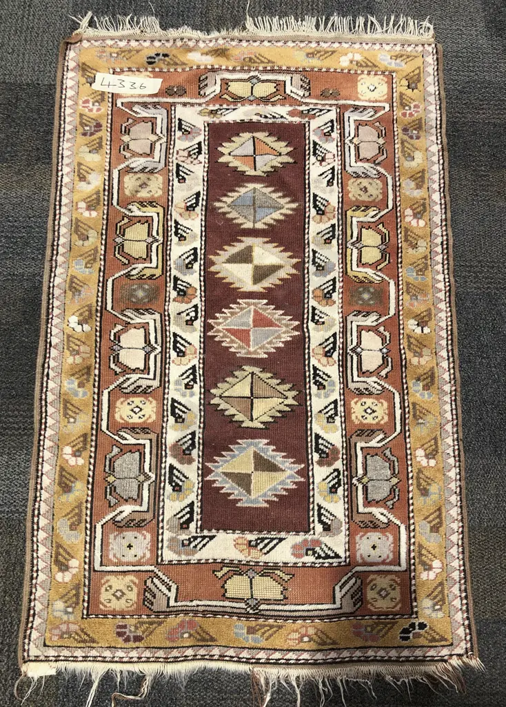 Turkish Woolen Rug Image 1++