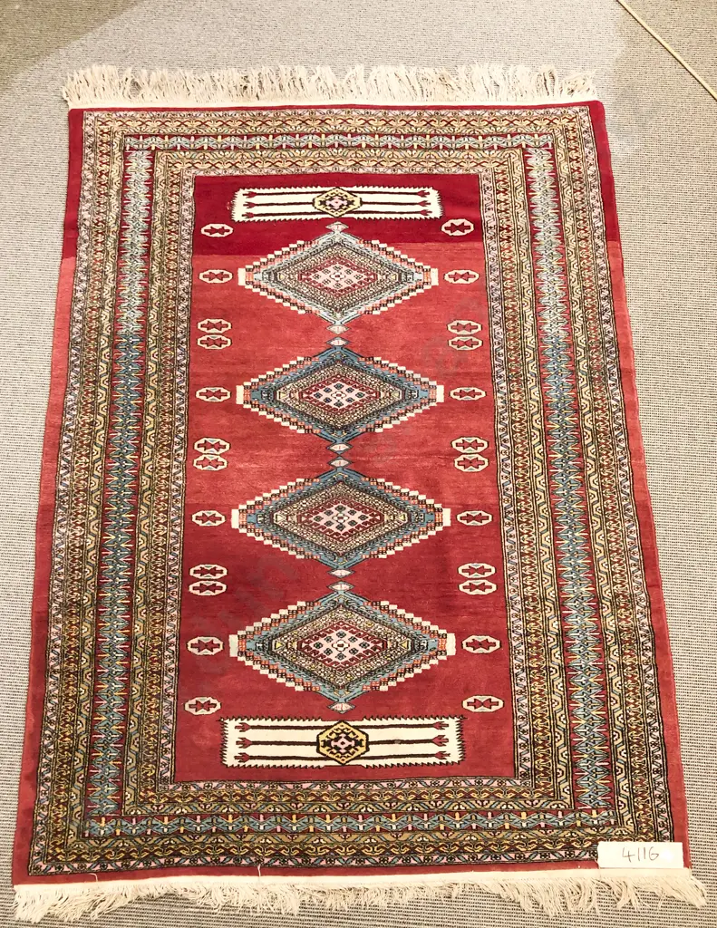 Persian Floor Rug Image 1++