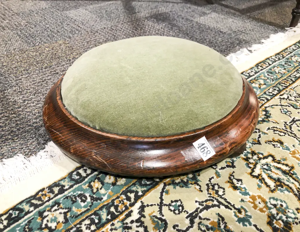 Circular Low Footstool Image 1++