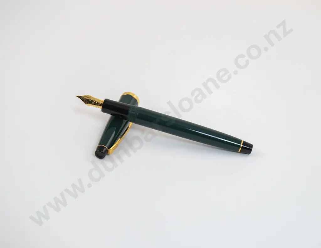 Cross Fountain Pen Image 1++