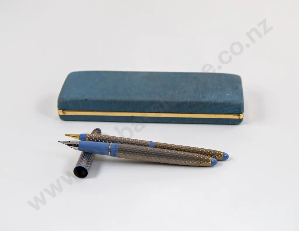 Lady Sheaffer VI Skripsert Fountain Pen & Pencil Set (1959) Image 1++