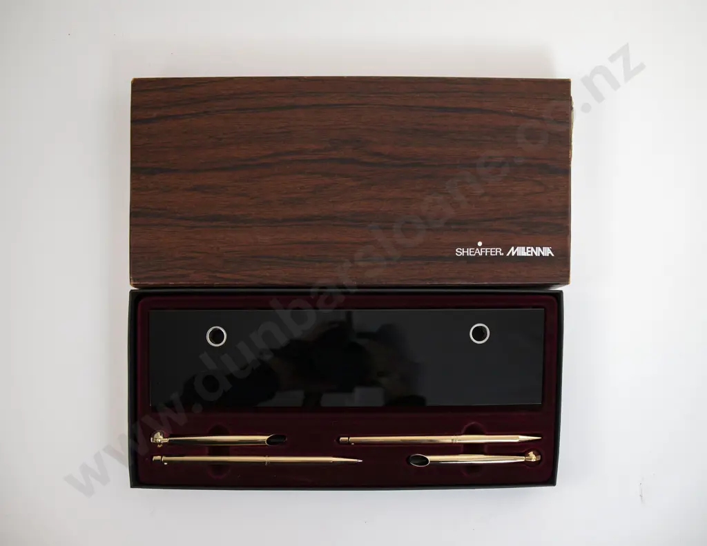 Boxed As New Sheaffer Millennia Desk Stand Image 1++