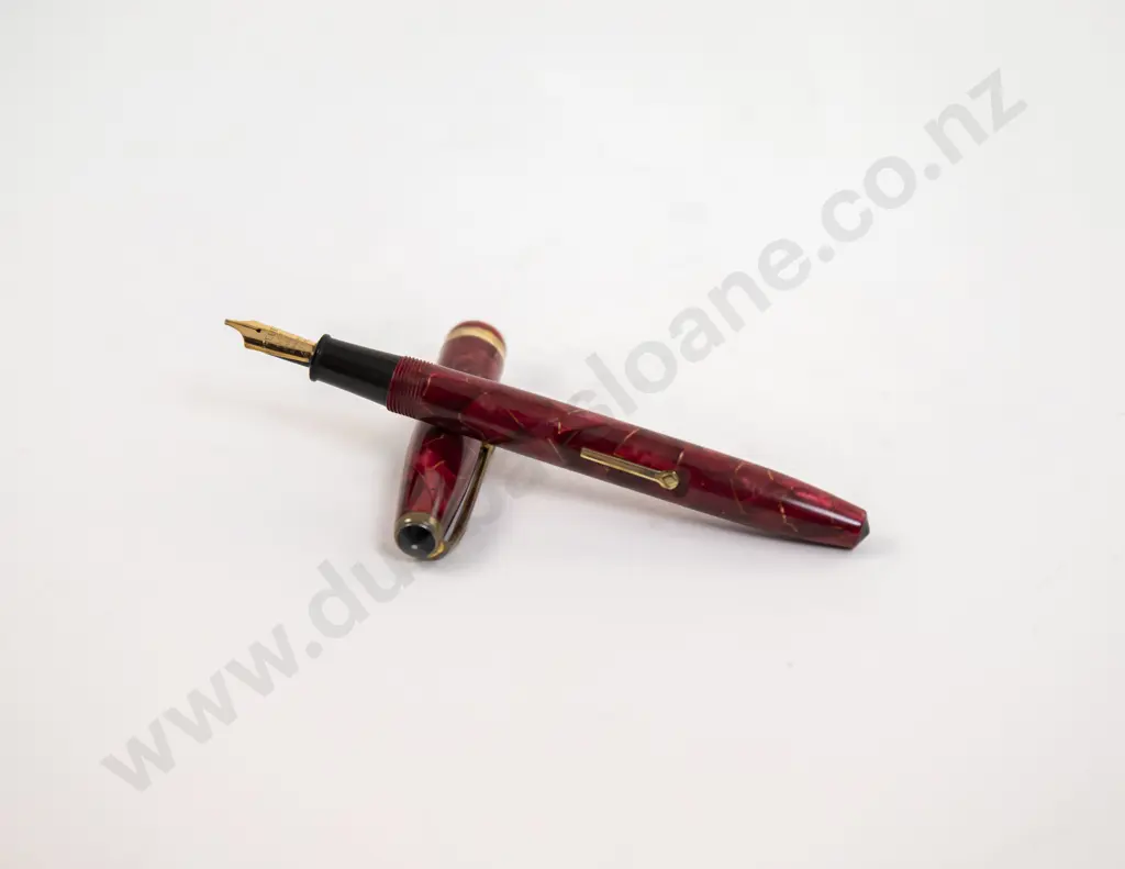Vintage Conway Stewart No85L Fountain Pen Image 1++