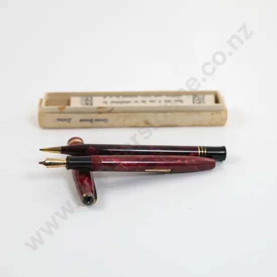 Vintage Conway Stewart No85L Fountain Pen