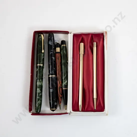 Vintage Conway Stewart No15 Fountain Pen and Pencil Set