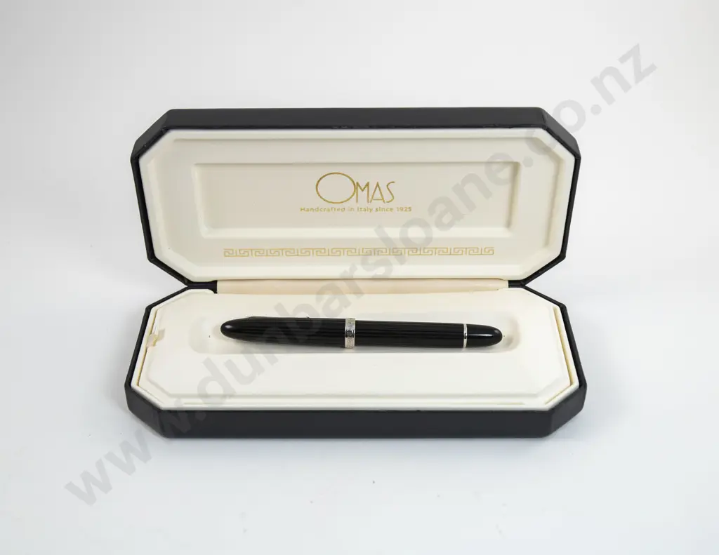 C2003 Italian Omas Fountain Pen Image 1++