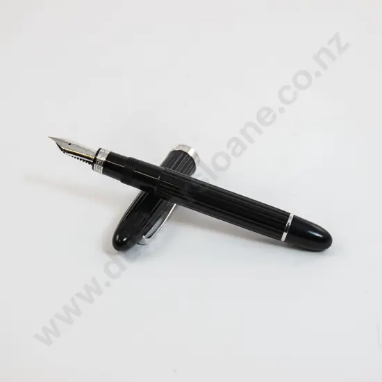 C2003 Italian Omas Fountain Pen