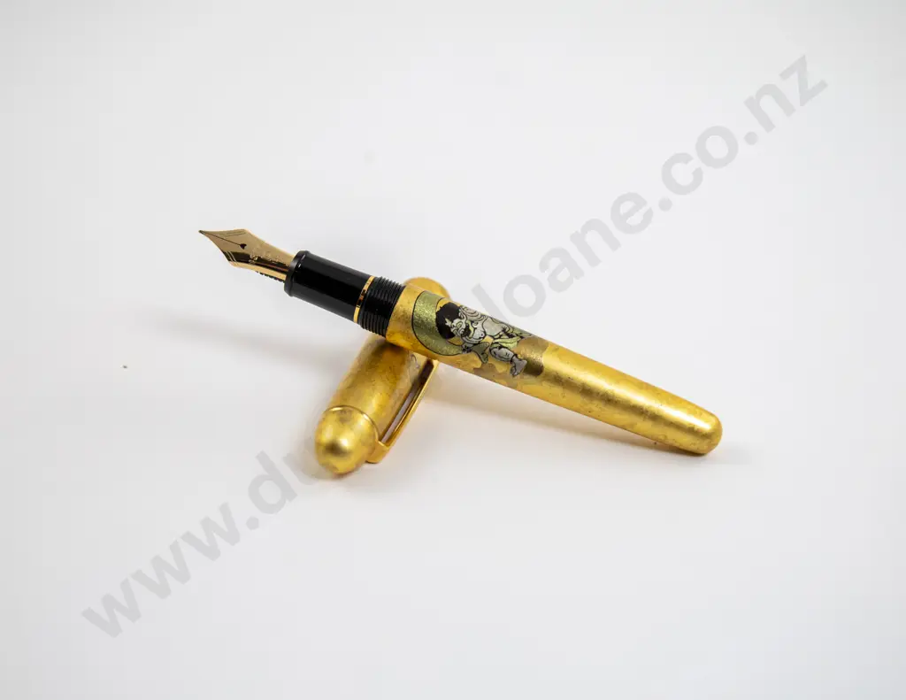 Platinum #3776 Century Fujin Raijin Urushi Maki-e Fountain Pen Image 1++